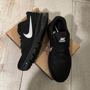 Nike Air Max 2017 Triple Black